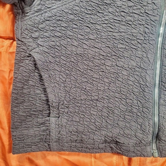 Lululemon Rippled Textured Full Zip Jacket Autumn Black‎ Size 6 MSRP: $149 EUC - Picture 8 of 16